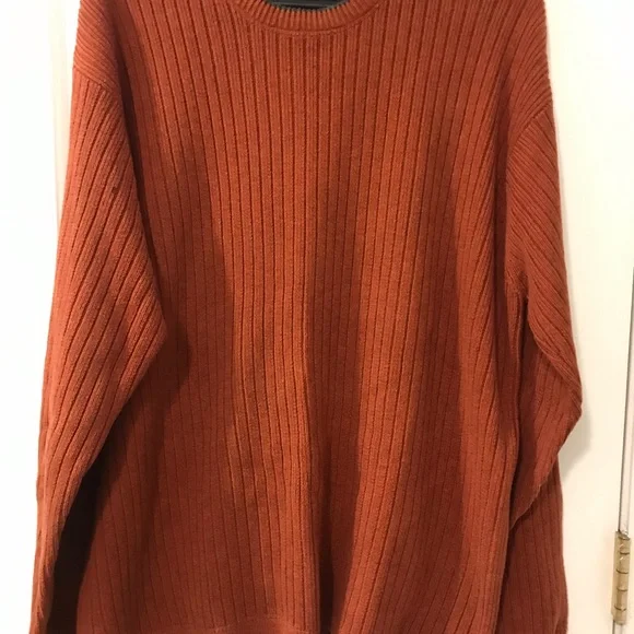 Men’s American Eagle Outfitters Winter Sweater, Size Large, Brick Red in Color - Picture 3 of 4